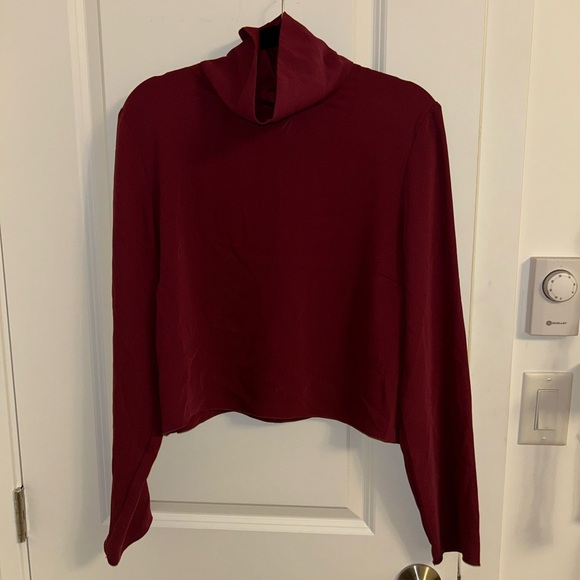 Babaton Rembrandt Blouse Long Sleeve - Picture 2 of 3